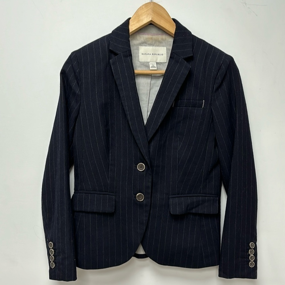 BANANA REPUBLIC Navy blue striped wool jacket  rn 54023 stretch size 0